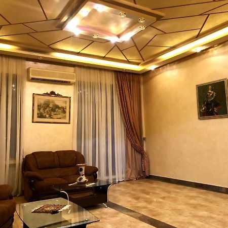 Luxury Tumanyan Apartment Erivan Dış mekan fotoğraf