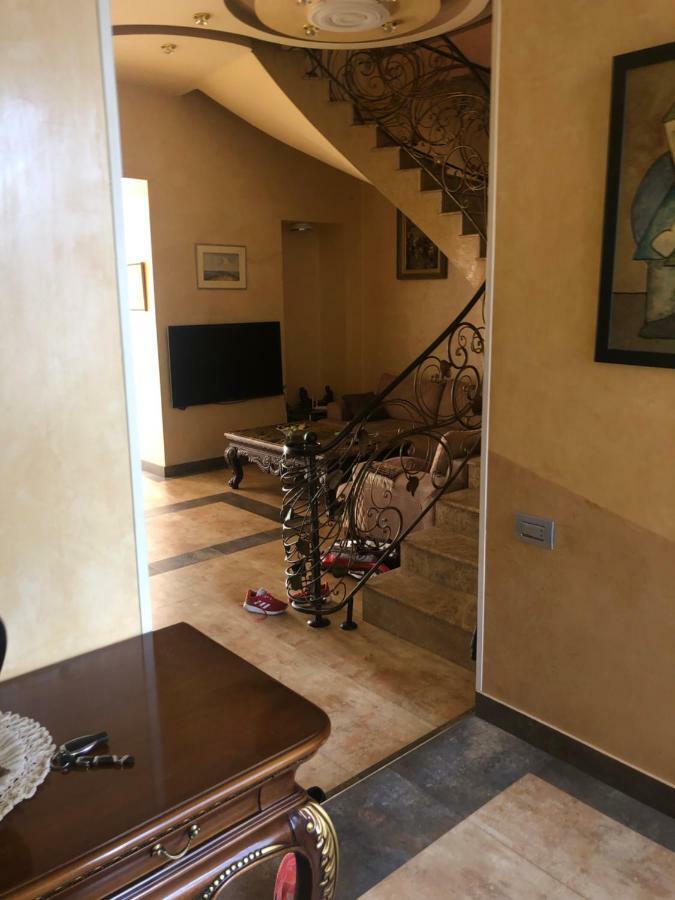 Luxury Tumanyan Apartment Erivan Dış mekan fotoğraf
