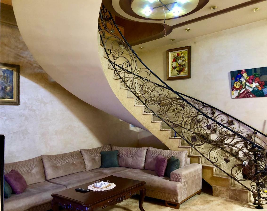 Luxury Tumanyan Apartment Erivan Dış mekan fotoğraf